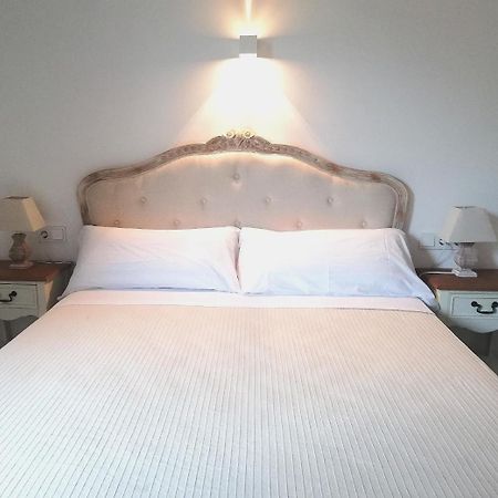 Vila Bella Torroella De Montgri Bagian luar foto